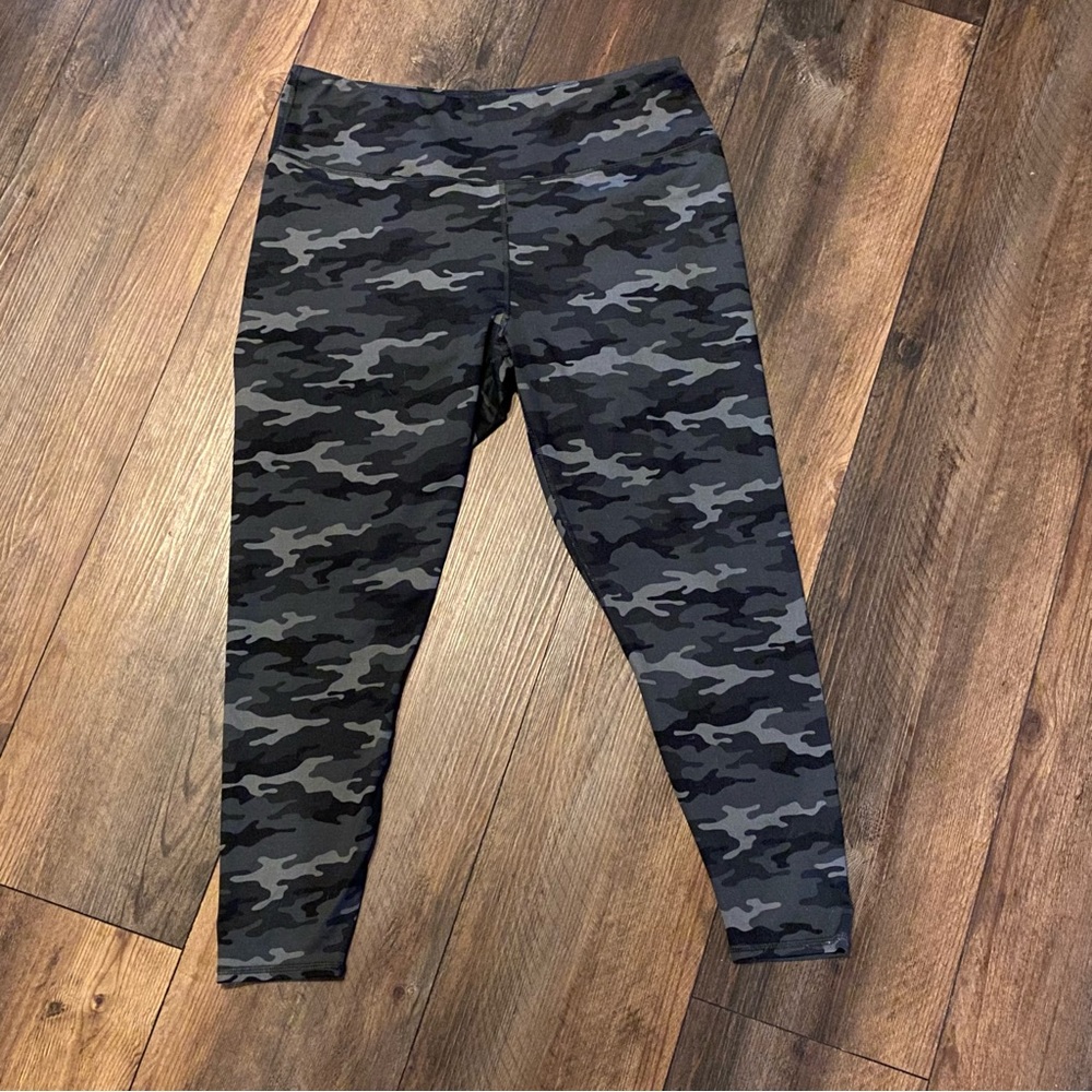 Camo print legging